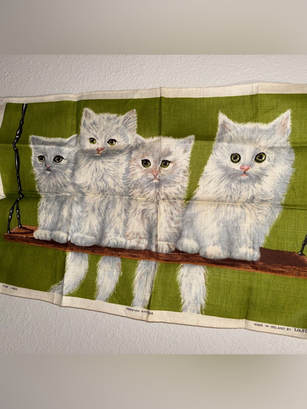 VINTAGE | Ulster “Persian Kittens” Linen Tapestry - Made in Ireland